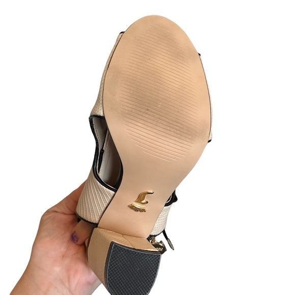 Juicy Couture Women's Open Toe Lace Up Bootie Strap Block Heel Size 6 - Picture 10 of 10